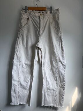 We The Free High-Rise Barrel Jeans Frayed Hem in Milk